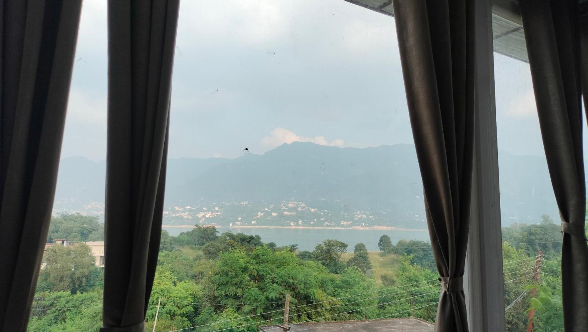 Govind Sagar View Hotel & Restaurant Bilaspur  Exterior photo