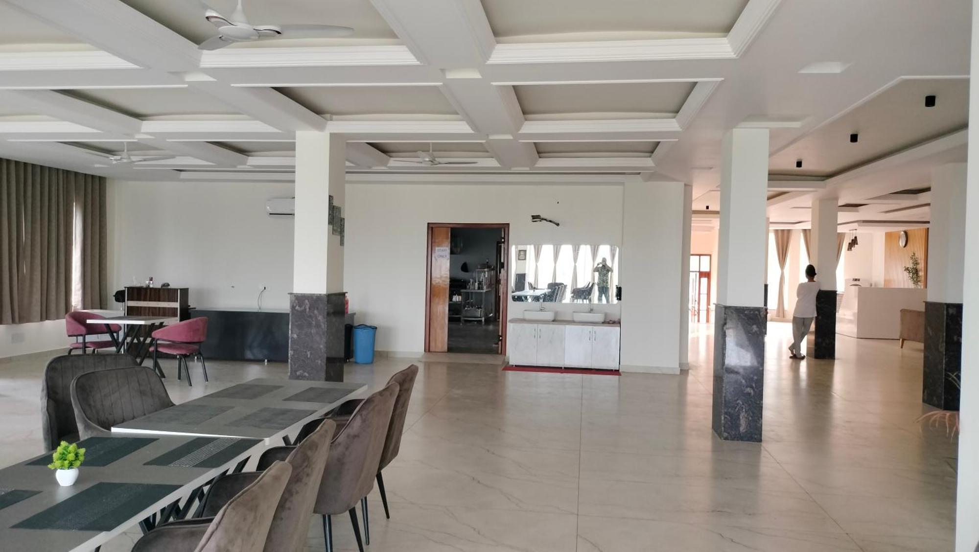 Govind Sagar View Hotel & Restaurant Bilaspur  Exterior photo